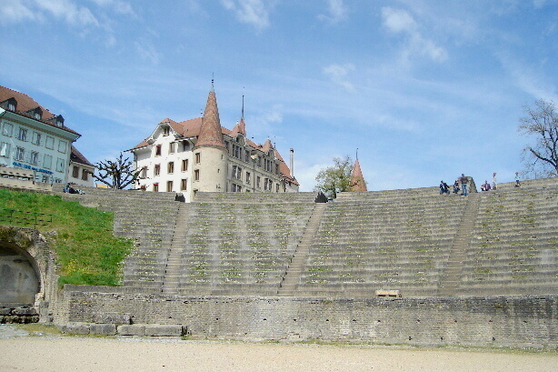 Schloss Avenches und Amphitheater