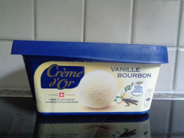 1 bowl of vanilla ice