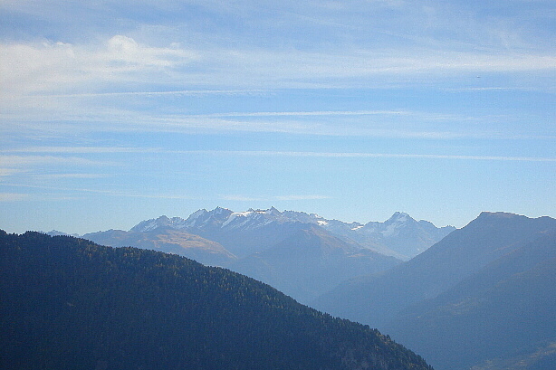 Blinnenhorn (3373m), Hohsandhorn (3182m), Ofenhorn (3235m), Riederhorn (2230m)
