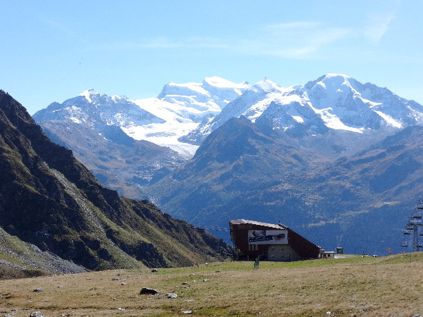 Tournelon Blanc (3700m), Grand Combin (4314m), Petit Combin (3672m)