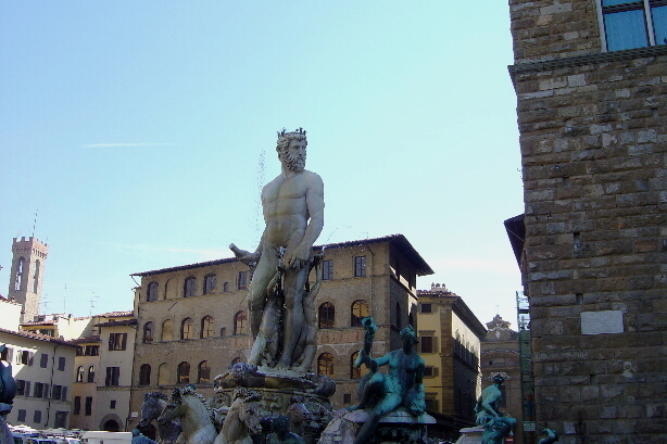Die Davidsstatue auf der Piazza della Signoria