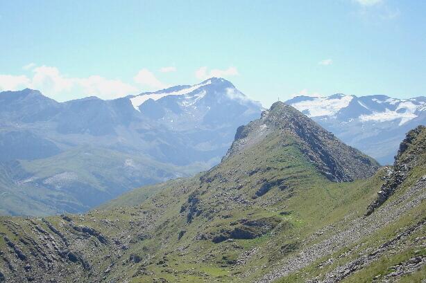 Wildhorn (3247m), Lauenehore (2477m), Geltenhorn (3071m)