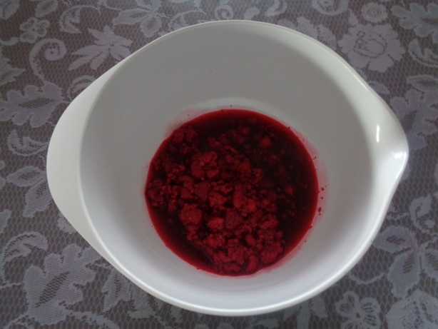 Give the raspberries in a bowl