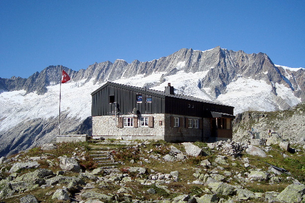 Bergsee hut SAC (2370m)