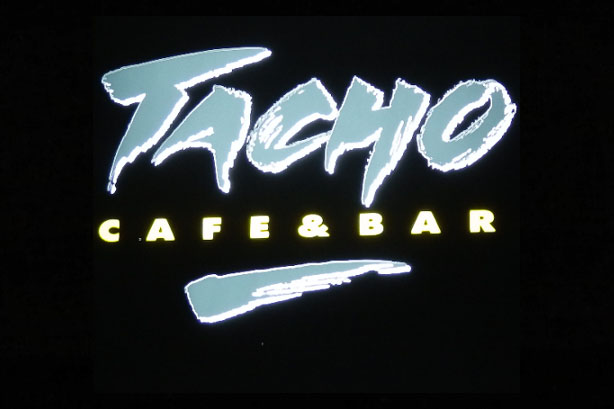 Tacho Cafe und Bar