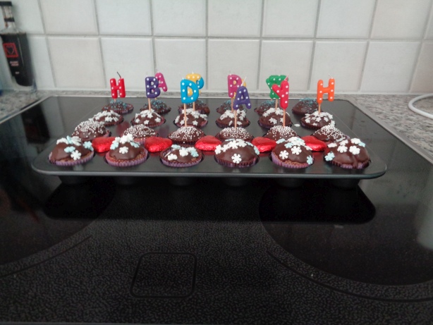 Minimuffins als birthday cake