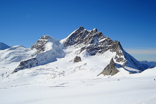 Rottalhorn (3969m) und Jungfrau (4158m)