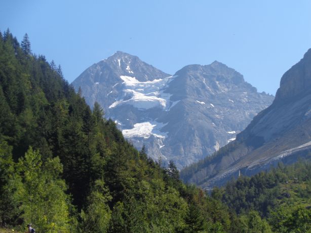 Blüemlisalphorn (3660m), Oeschinenhorn (3486m)