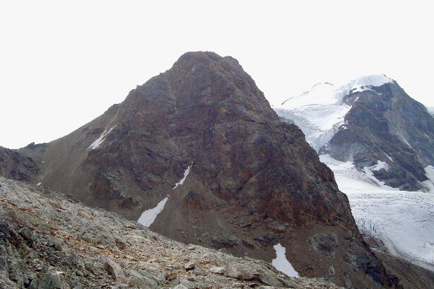 Piz Trovat (3146m) in the foreground