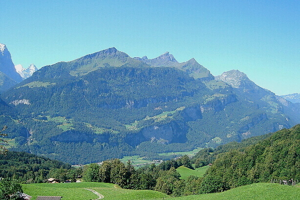 Tschingel (2326m), Schwarzhorn (2928m), Wandelhorn (2304m), Oltschiburg (2233m)