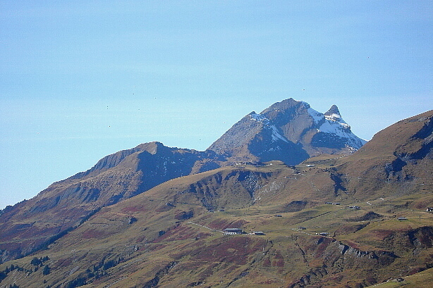 Uf Spitzen (2381m), Reeti / Rötihorn (2757m), Simelihorn (2751m)