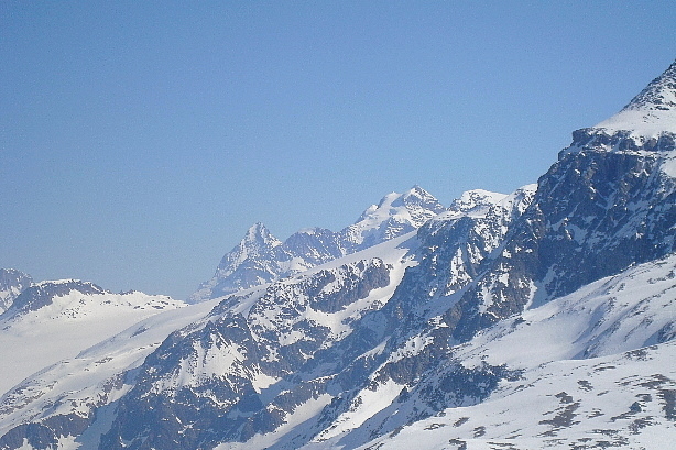 Mutthorn (3034m), Eiger (3970m), Jungfrau (4158m)