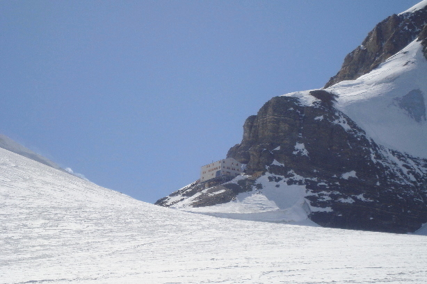 Mönchsjochhütte (3650m)