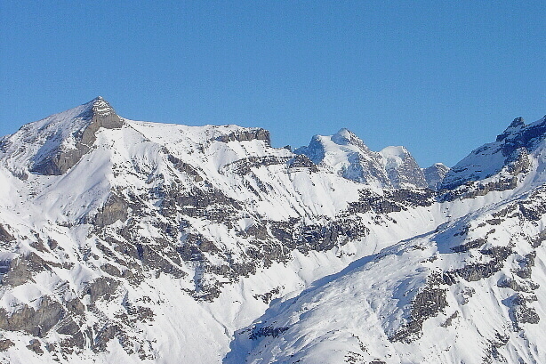 Hundshorn (2929m) und Jungfrau (4158m)