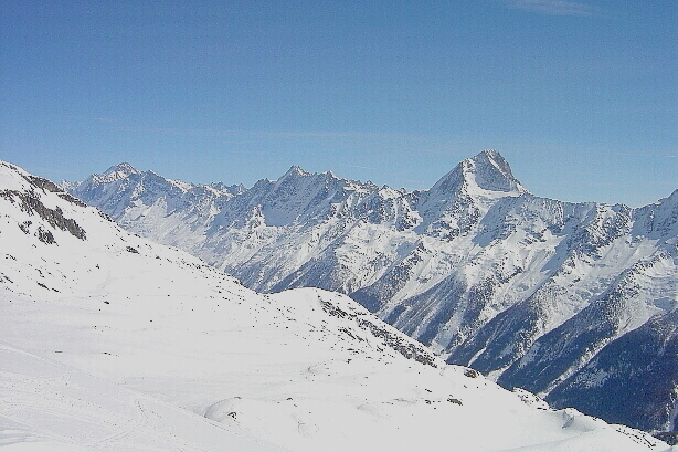Lonzahörner (3547m), Lötschentaler Breithorn (3785m), Bietschhorn (3934m)