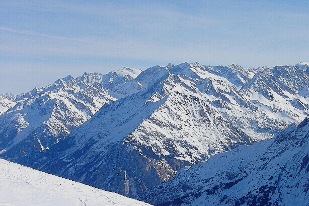 Gwächtenhorn (3420m) im Vordergrund
