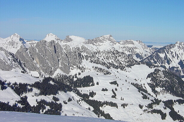 Vanil d'Arpille (2085m), Schopfenspitz (2104m), Chörblispitz (2103m)
