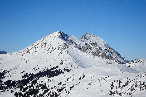 Lauenenhorn (2477m) and Giferspitz (2542m)
