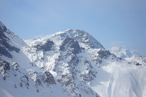 Albristhorn (2762m) im Hintergrund