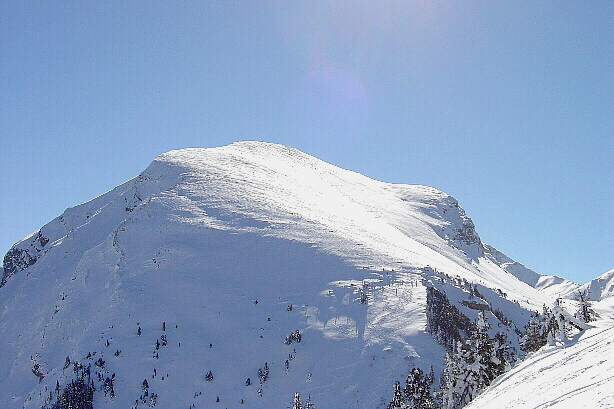 Wiriehorn (2304m) from Homad (1869m)