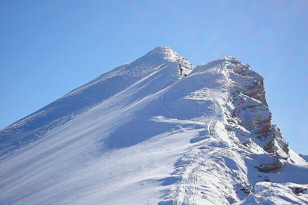 The ridge to the summitt