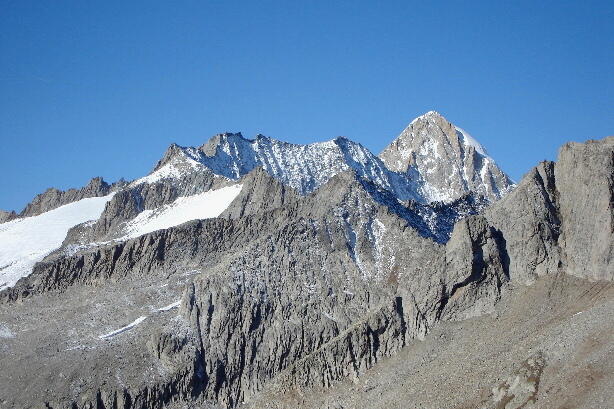 Unterbächhorn (3554m) and Nesthorn (3824m)