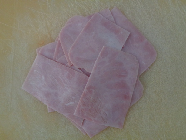 Cut the ham into pieces