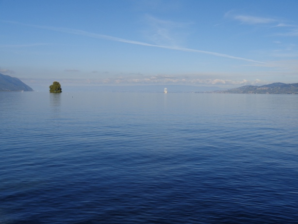 Lake Geneva and Ile de Peilz